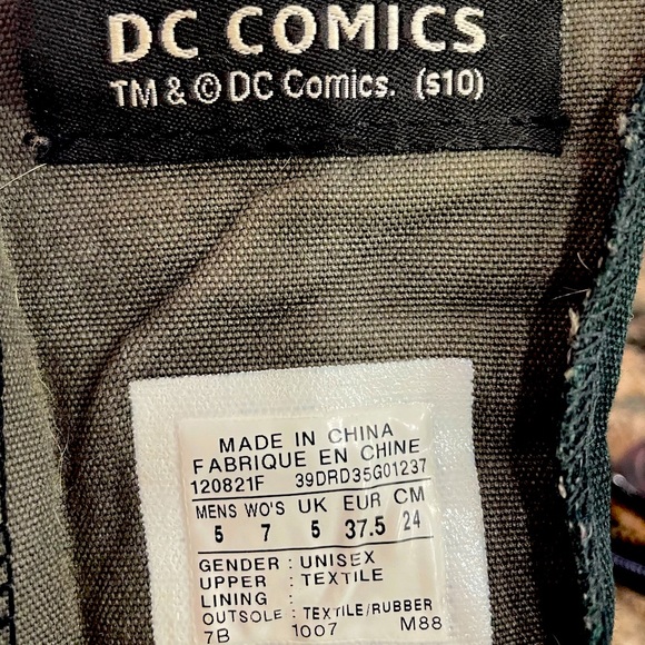 DC Comics X Converse All Star -Batman The Dark Knight unisex high tops - Picture 4 of 5